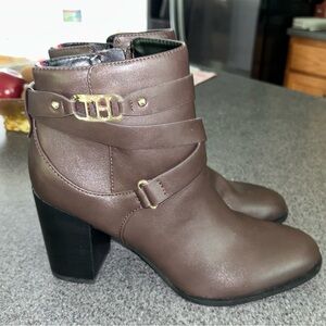 Tommy Hilfiger Darhla Block Heeled Booties